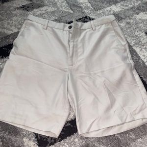 Mens golf shorts